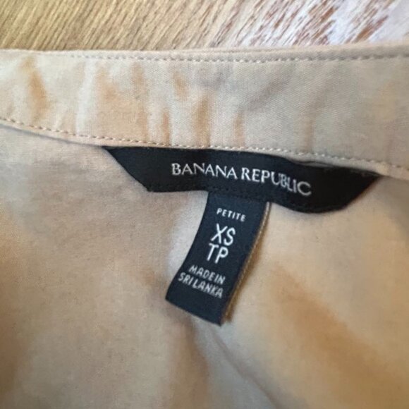 Banana Republic Puff Sleeve Blouse in Warm Taupe – US XS (Petite) - Picture 6 of 6